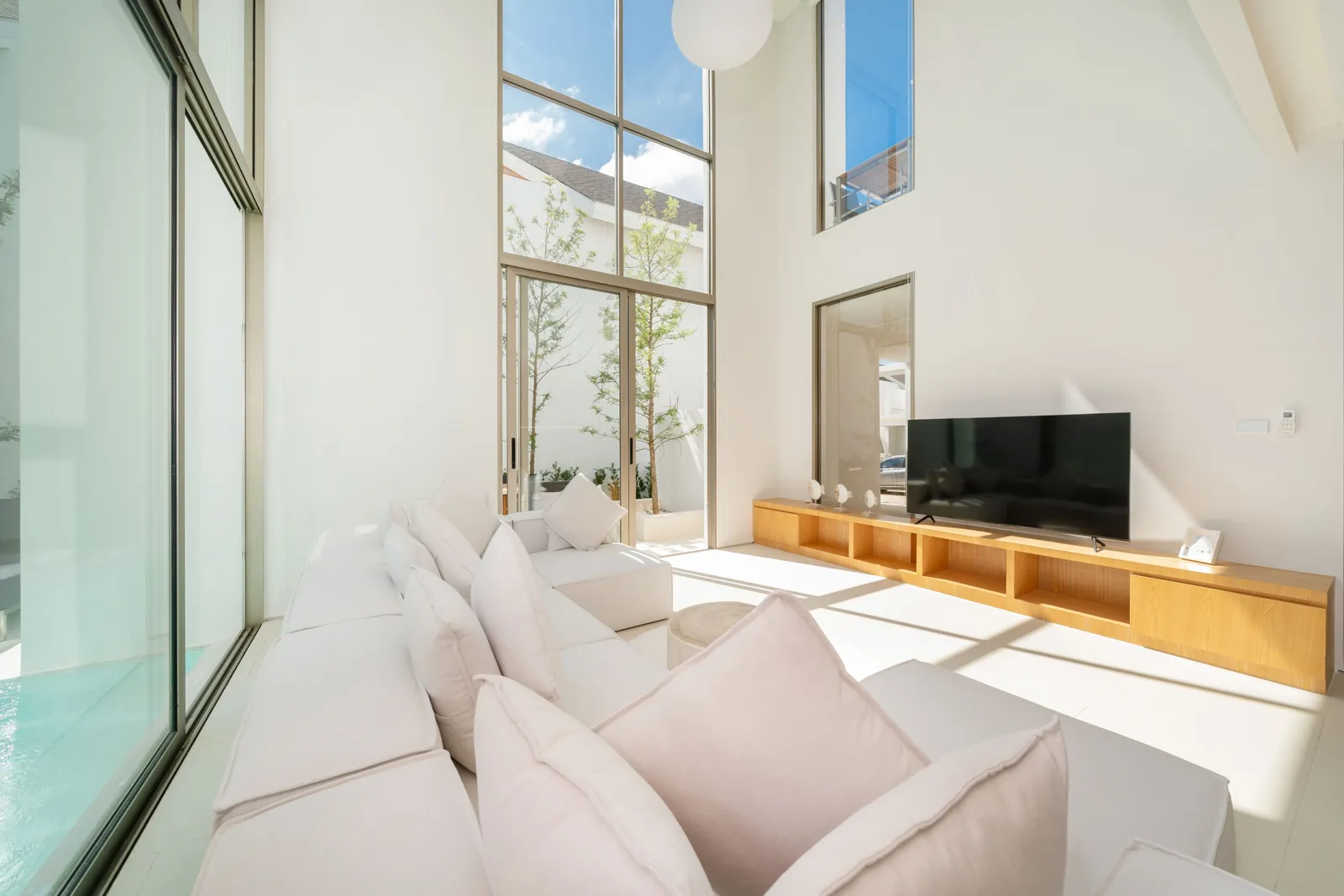 Elegant 3-Bedroom Villa for Rent in Cherng Talay, Phuket | SI11062601 — Thumbnail 6