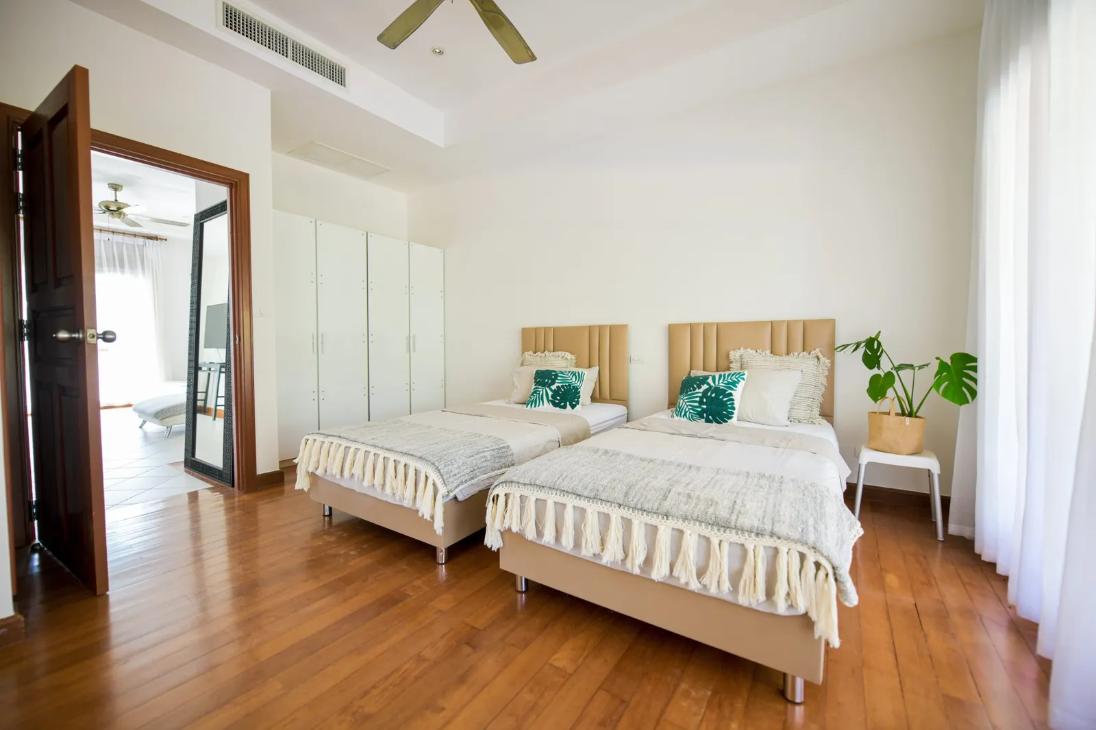 Luxury 4-Bedroom Villa for Rent in Laguna Phuket – Family Ready | SI04062601 — Thumbnail 9
